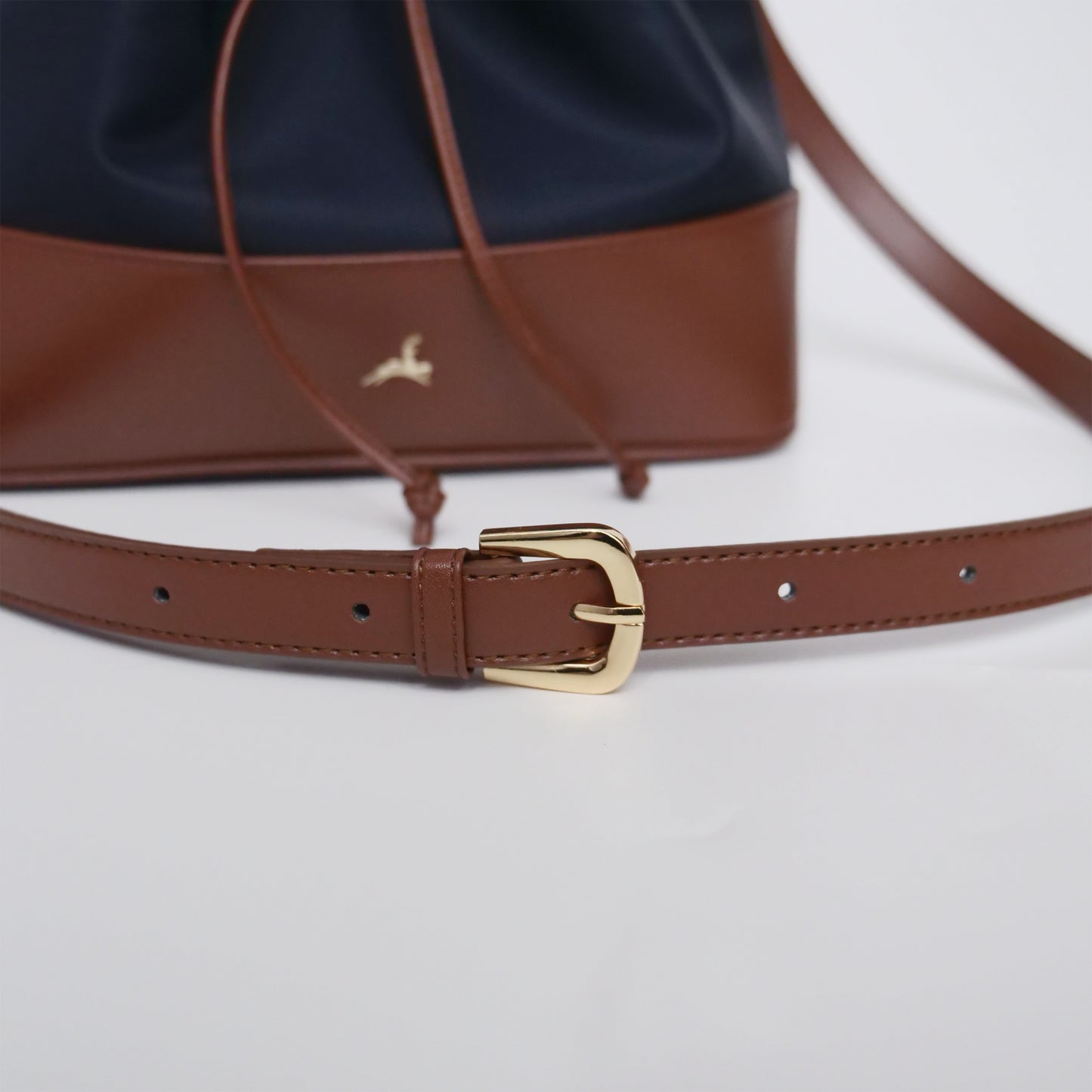 PUSPA BUCKET NYLON NAVY