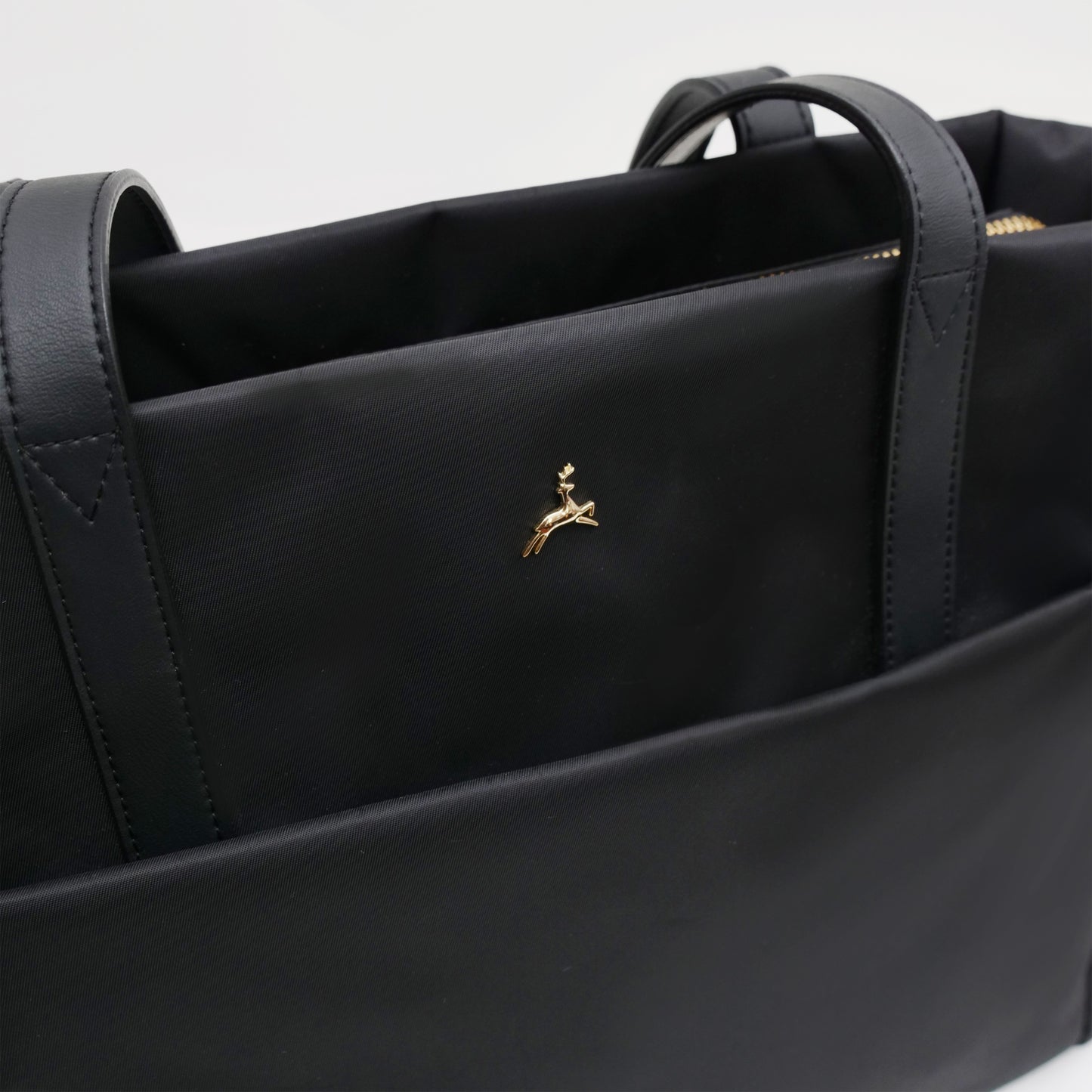 AKAR NYLON TOTE BLACK