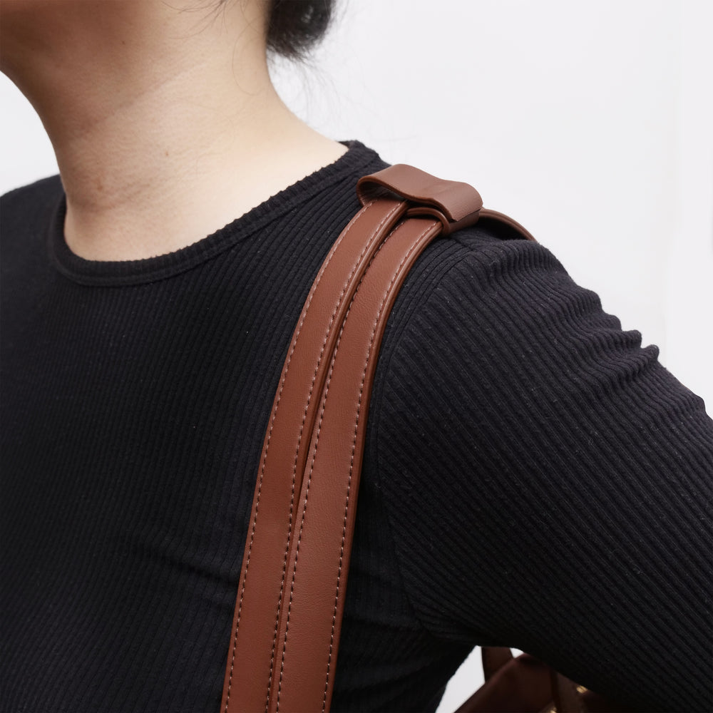 AKAR NYLON TOTE BROWN