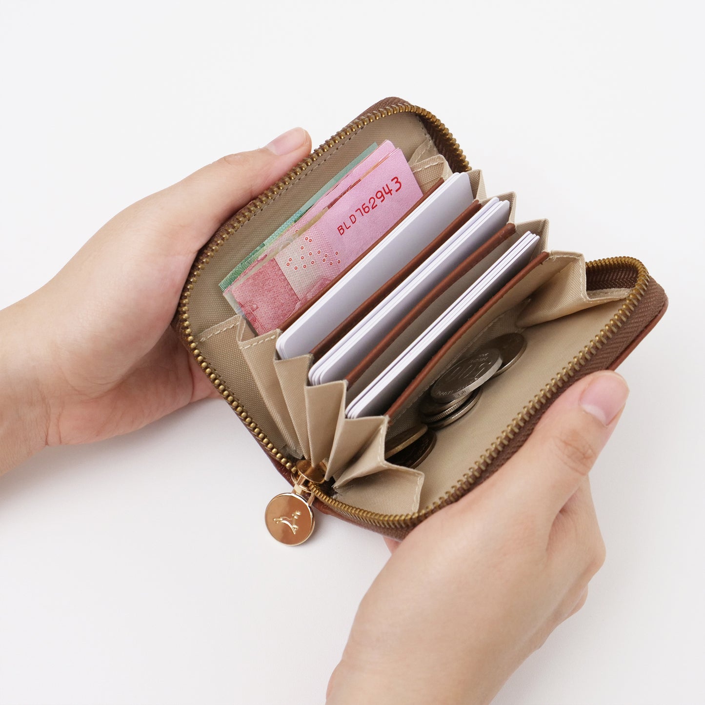 AKORDIA WALLET BROWN