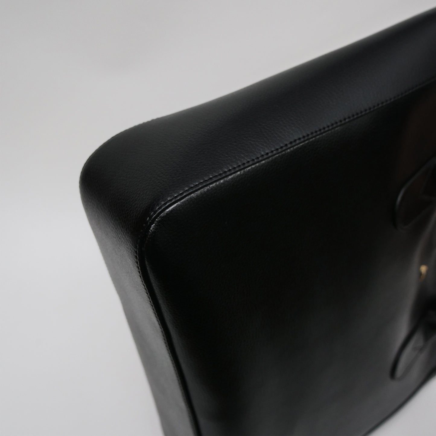 LARAS TOTE BAG BLACK