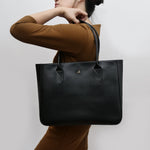 LARAS TOTE BAG BLACK