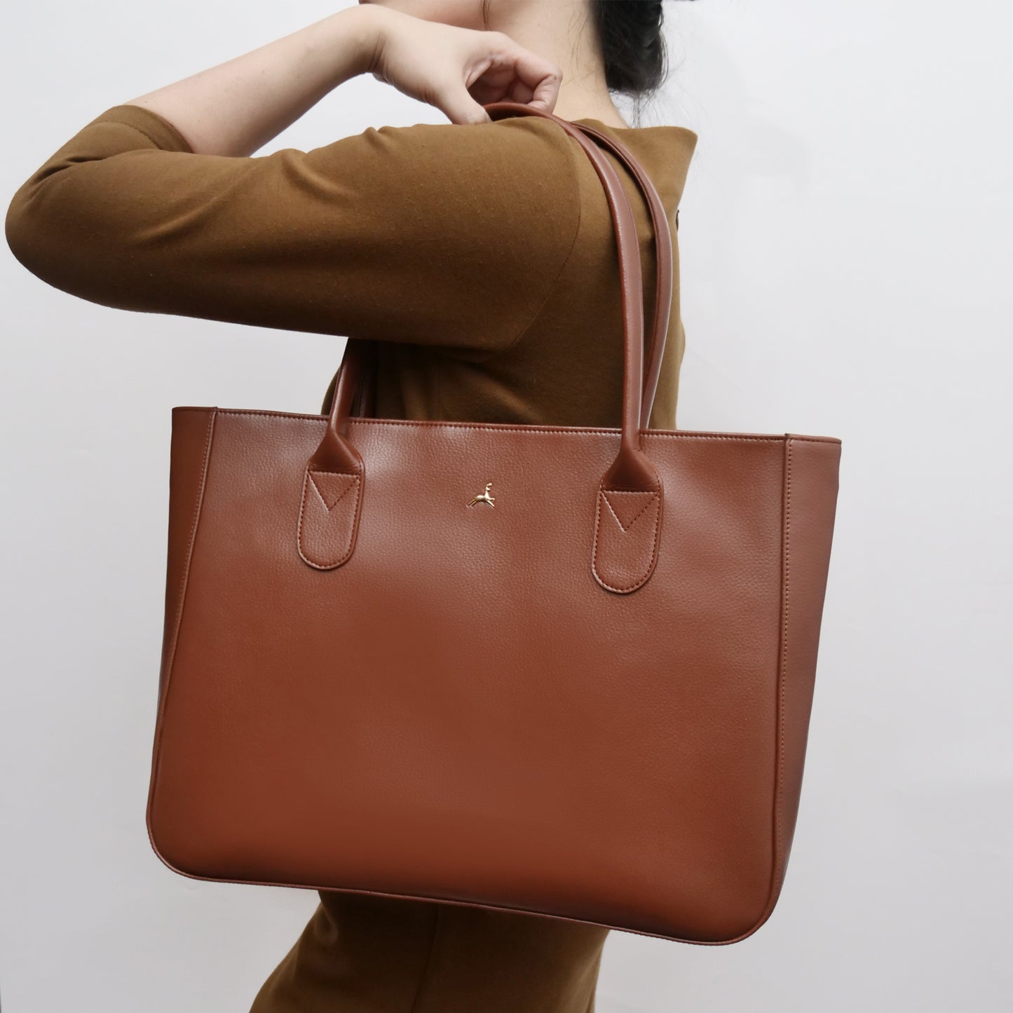 LARAS TOTE BAG BROWN