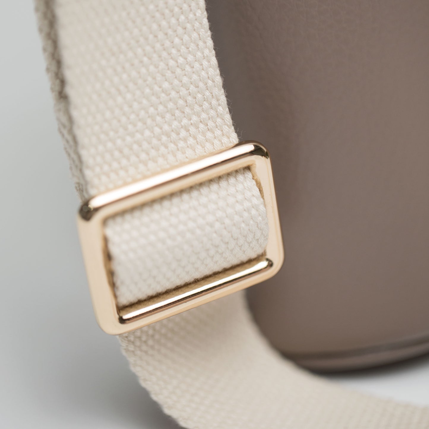 NONA SLING TAUPE