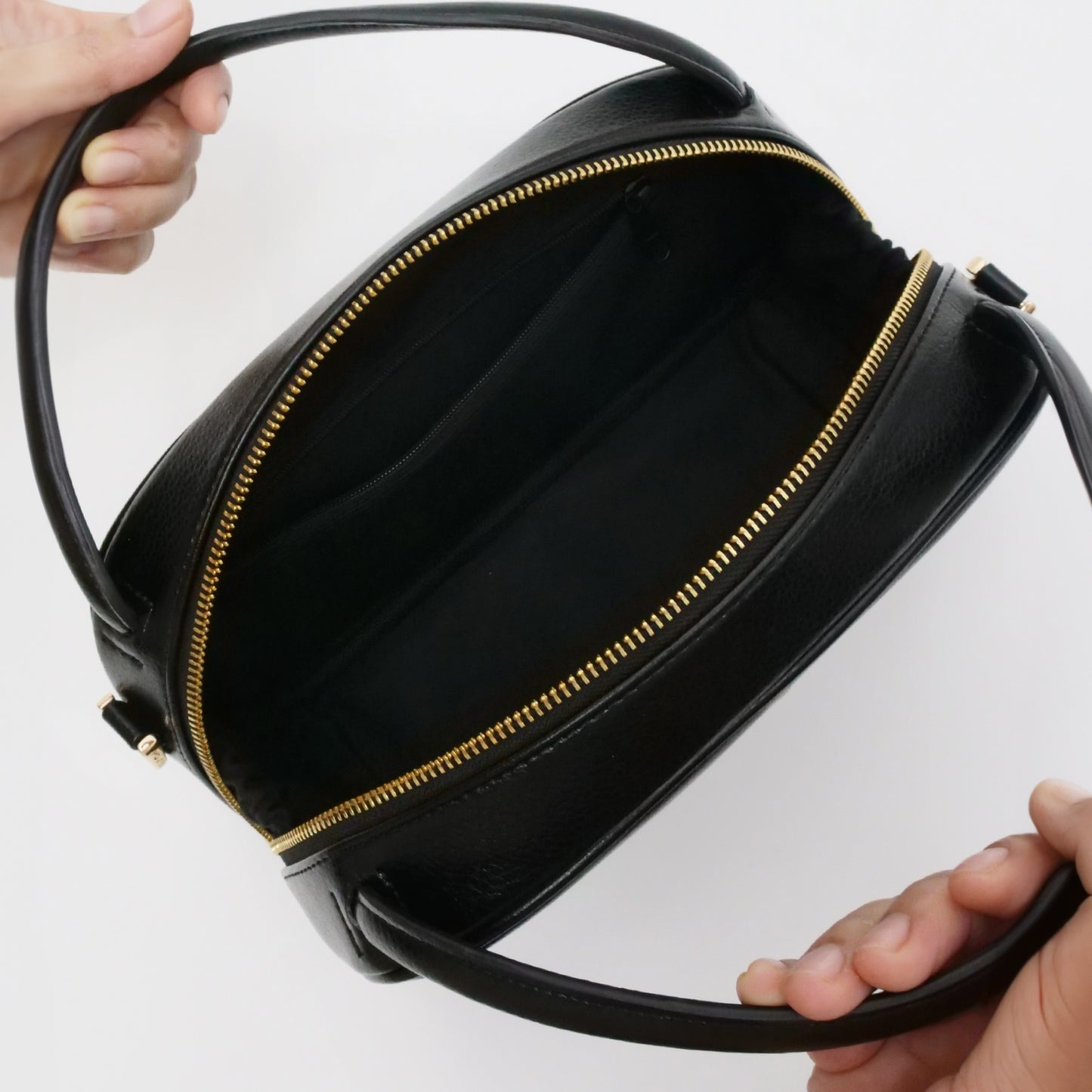 RADIO BAG BLACK